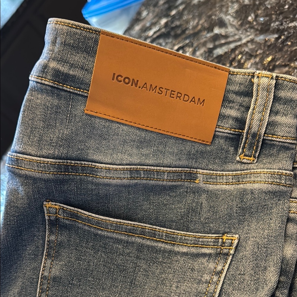 ICON. AMSTERDAM Denim Jeans